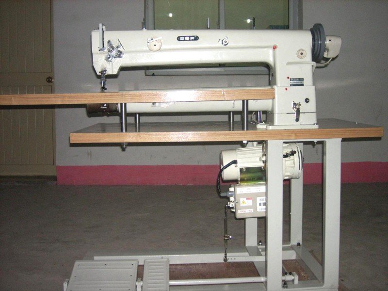Sewing Machine Model: GC-2281-1B